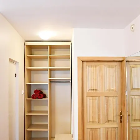 Zalias Namas Apartment